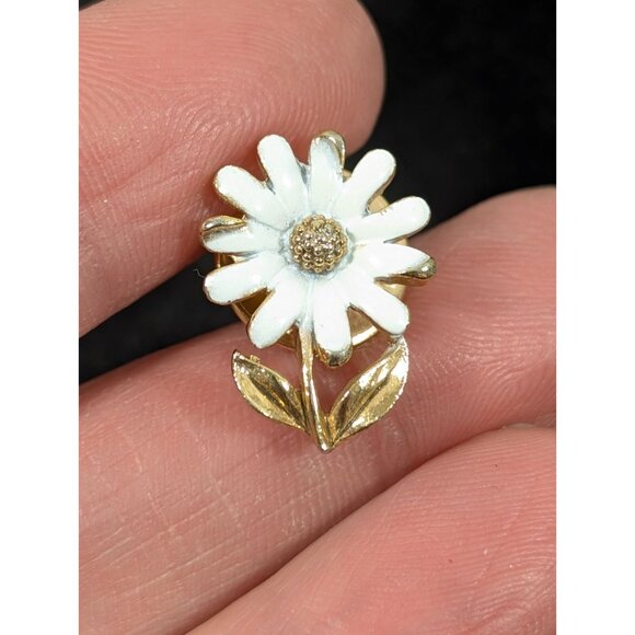 Vintage White Daisy Flower Enamel Tiny Tack Pin Brooch Retro Sunflower - Picture 5 of 6